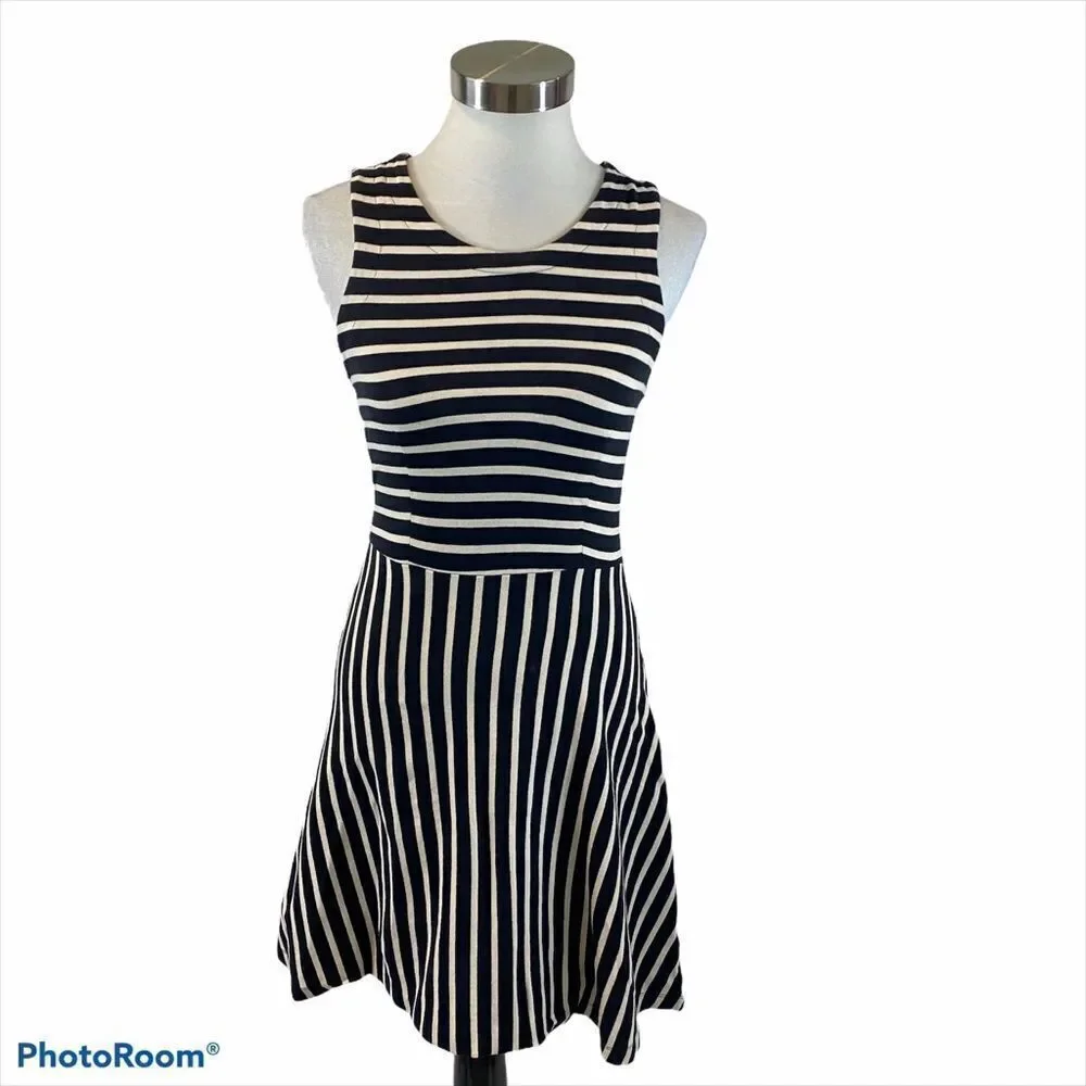 Old Navy Casual Midi Sleeveless Dress Size Small‎